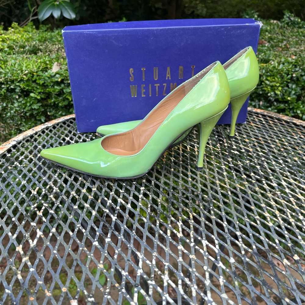 Stuart Weitzman Lime Green Heels - Picture 6 of 9